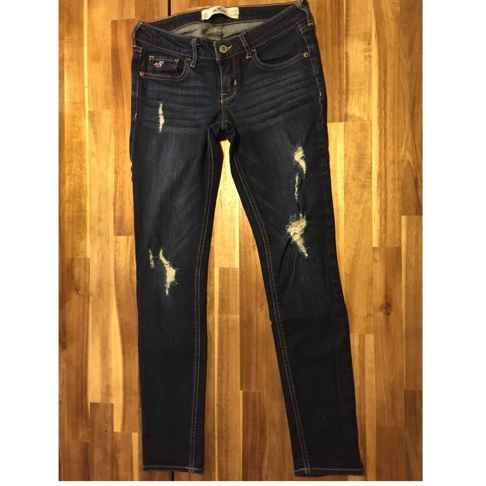 Hollister distressed skinny jeans